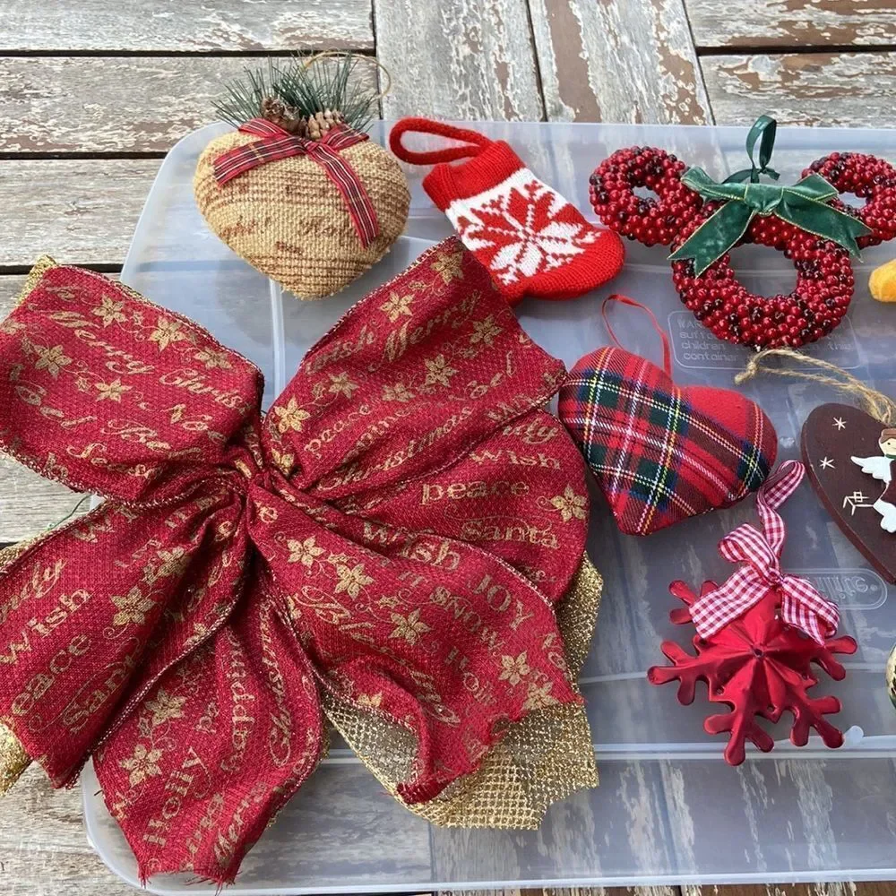 Xmas decor excellent condition bundle of 17 pieces